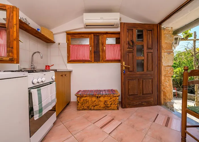 Betlehem & Nazaret On Krk Island Case de vacanță Poljice(Krk)