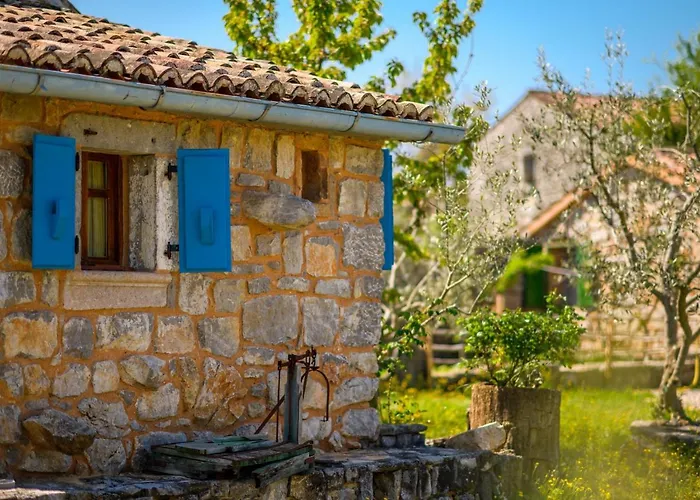 Case de vacanță Betlehem & Nazaret On Krk Island *