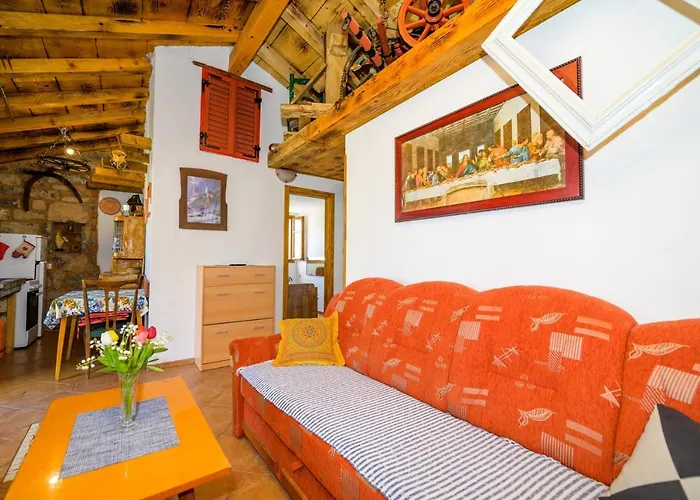 Case de vacanță Betlehem & Nazaret On Krk Island Poljice(Krk)