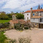 Vakantiehuis Betlehem&nazaret On Krk Island *