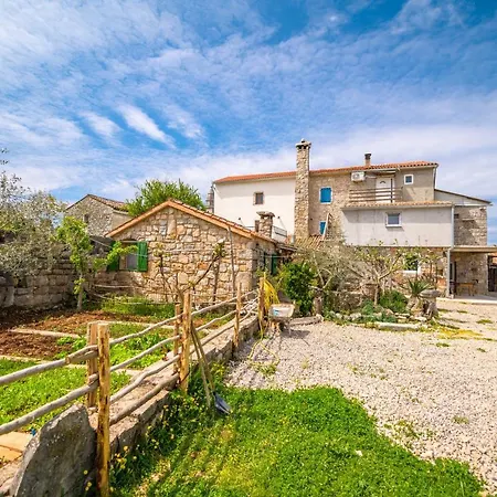 Vakantiehuis Betlehem&nazaret On Krk Island Poljice(Krk)