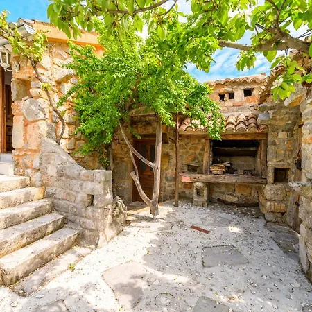 Betlehem & Nazaret On Krk Island *
